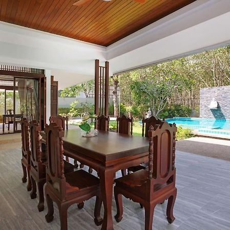 Traditional Elegance, Baan Suan Villa Ban Bang La Exterior photo