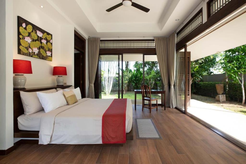 Traditional Elegance, Baan Suan Villa Ban Bang La Exterior photo